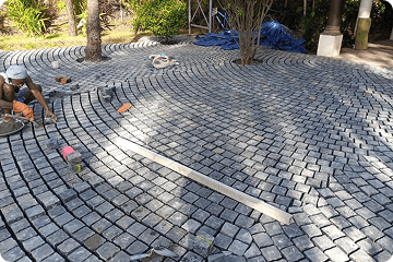 cobblestone pavers